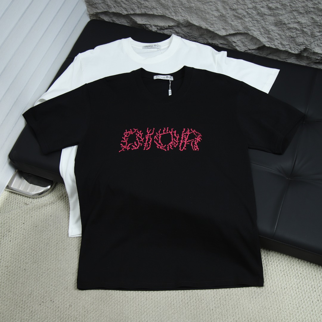 025ss 봄 신상 DIOR / 디올 라운드넥 반팔 티셔츠 모델넘버: DI016