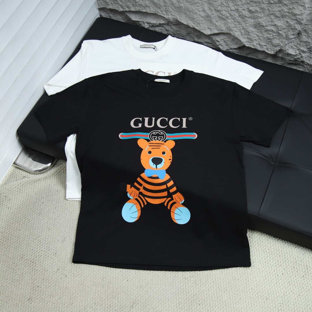 2025SS 봄 신상품 구찌 / 구찌 풀 라운드넥 반팔 티셔츠 모델 번호: GUC073