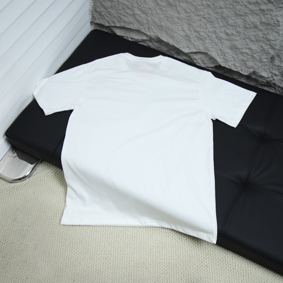 2025SS 봄 신상 노스페이스 더노스페이스 라운드넥 반팔 티셔츠 버스 프린트 모델 번호: BM0033