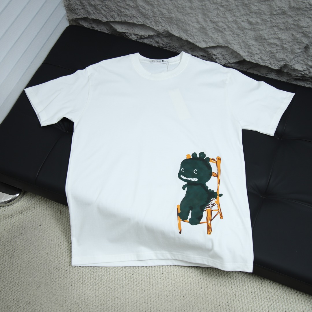025ss 봄 신상 DIOR / 디올 백 라운드넥 반팔 티셔츠 모델 번호: DI010