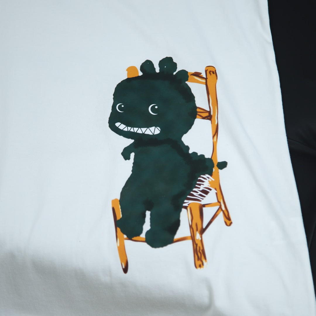 025ss 봄 신상 DIOR / 디올 백 라운드넥 반팔 티셔츠 모델 번호: DI010