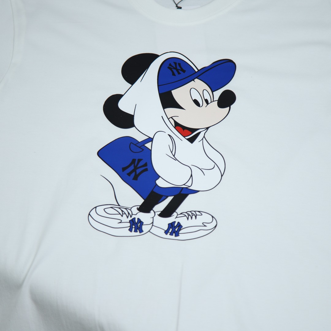 2025ss 봄 신상품 MLB 뉴욕 양키스 100 라운드넥 반팔 티셔츠 모델 번호: MLB022