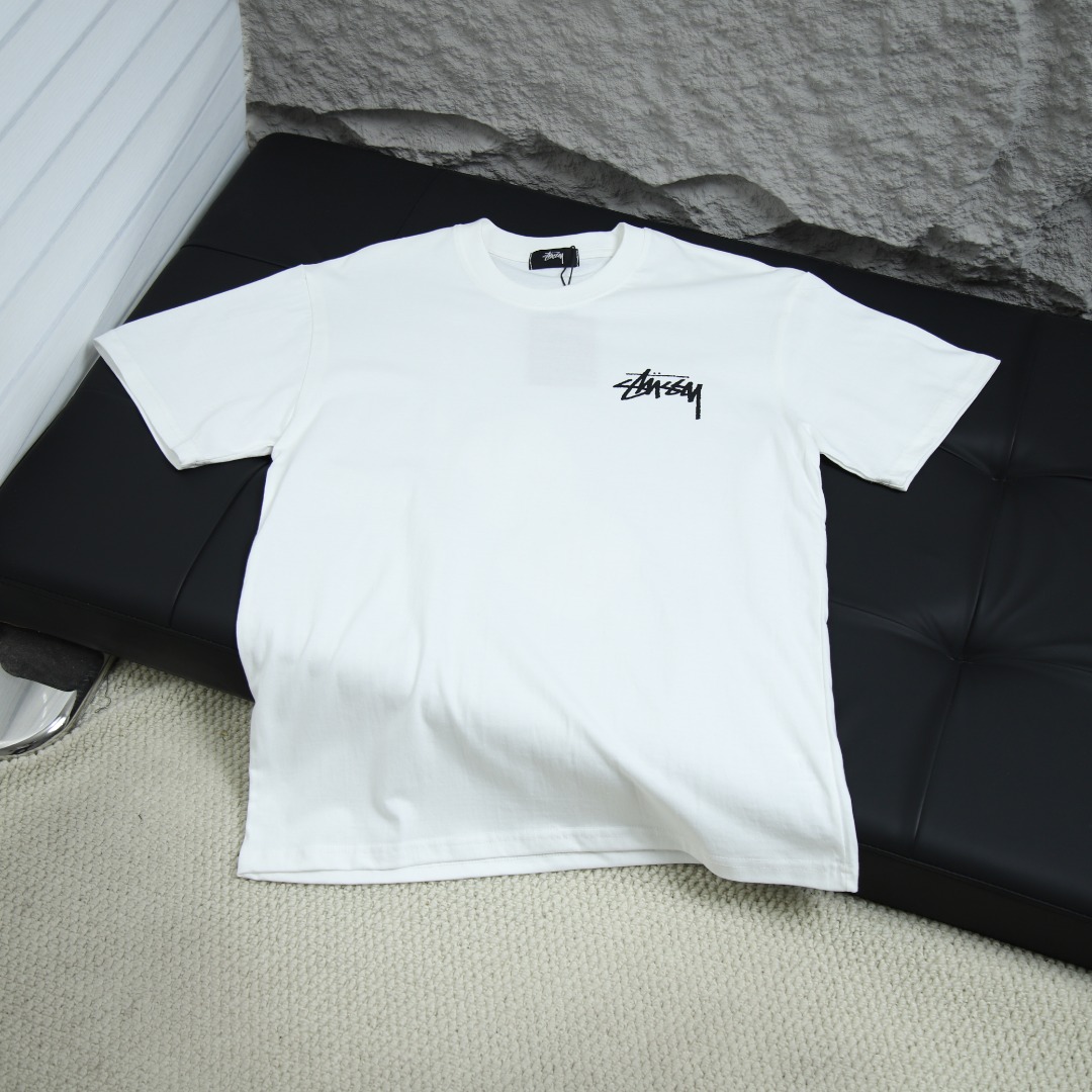 2025ss 봄 신상 스투시 / 스투시 백 라운드넥 쇼트 슬리브 티셔츠 아이템 번호: STC0010