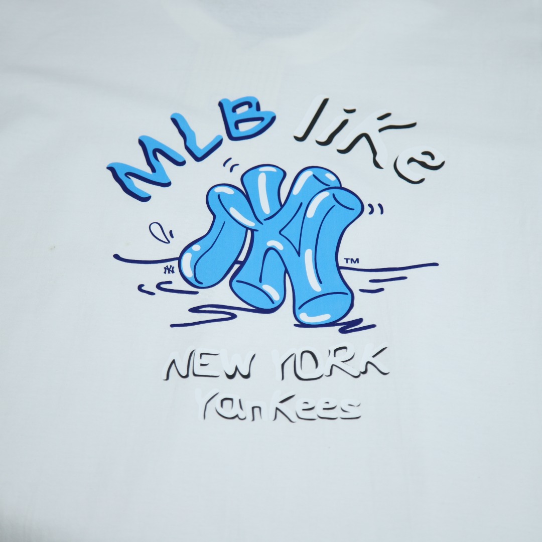 2025ss 봄 신상 MLB 뉴욕 양키스 라운드넥 반팔 티셔츠 모델 번호: MLB001