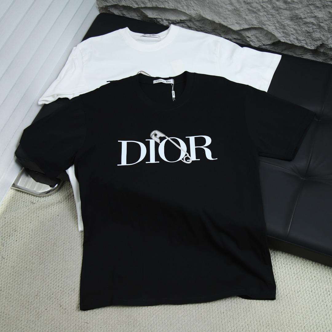 025ss 봄 신상 DIOR / 디올 라운드넥 반팔 티셔츠 모델 번호: DI022