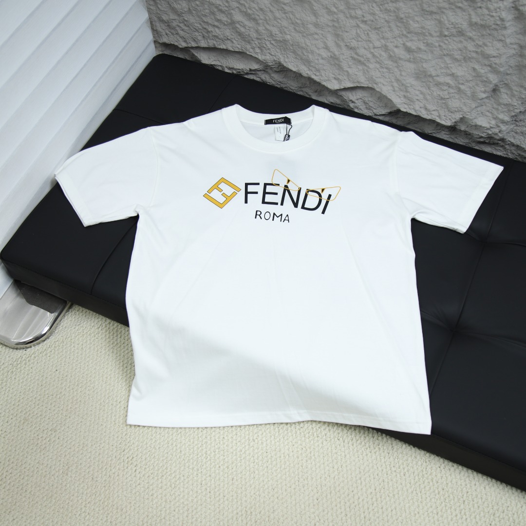 펜디 / 펜디 2025FW 레터 프린트 반팔 티셔츠! 모델 번호: FEN007