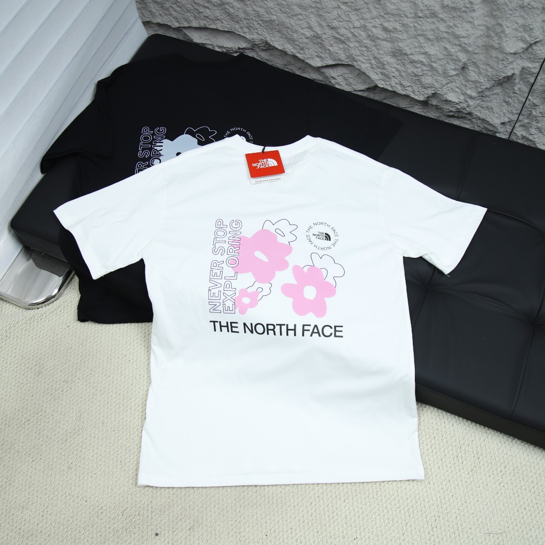 2025ss 봄 신상품 더노스페이스 더노스페이스 100 라운드넥 반팔 티셔츠 양면 프린트 플라워 아이템 번호:BM0048