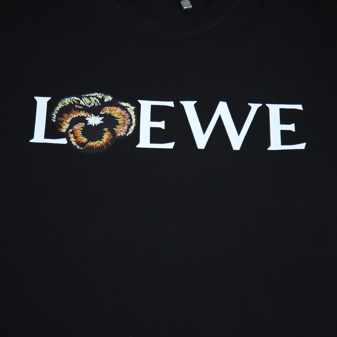 2025ss 봄 신상 로에베/로에베 풀오버 라운드넥 반팔 티셔츠 모델 번호: LOE025