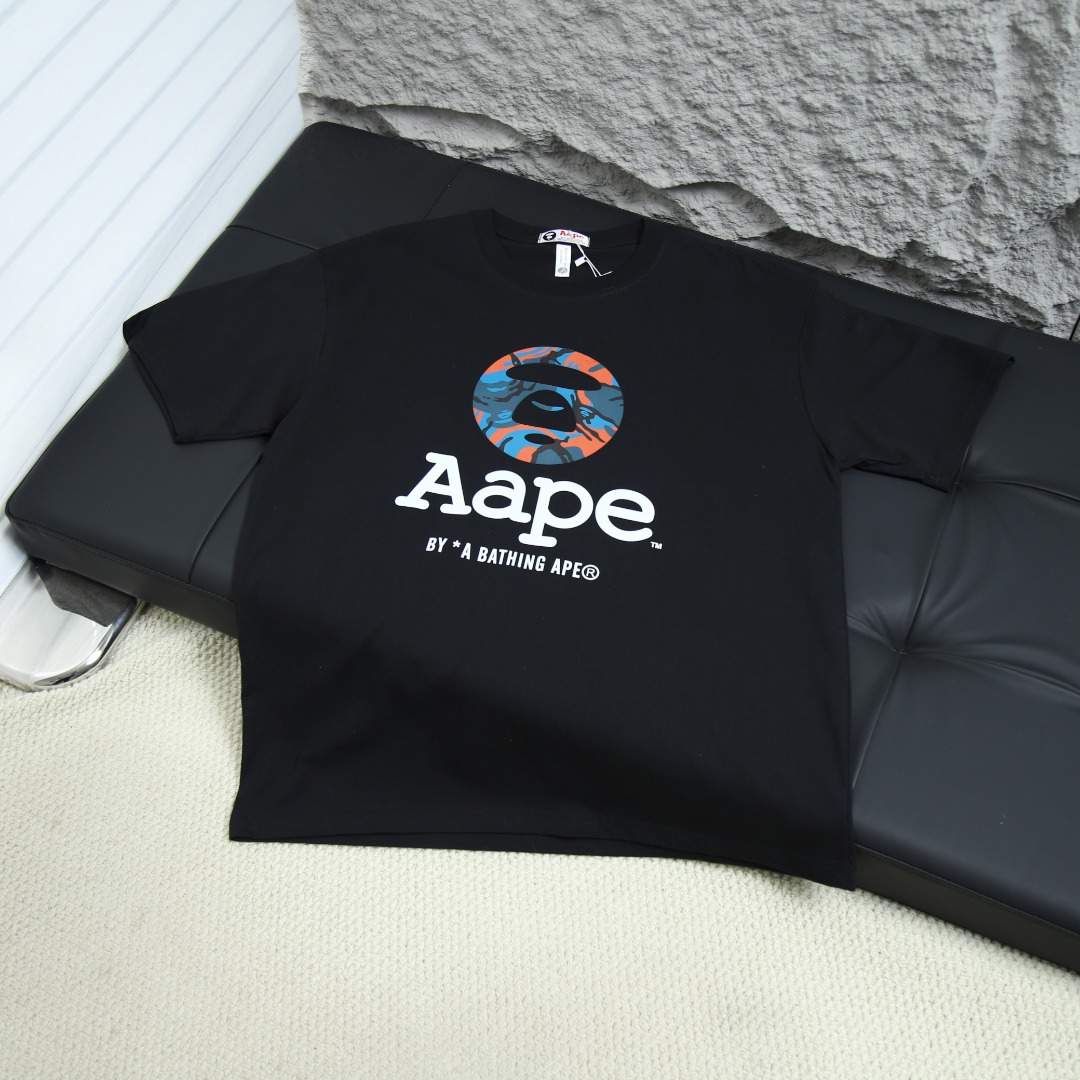 2025 봄/여름 신상 AAPE 유인원 패턴 레터링 프린트 캐주얼 커플 라운드넥 반팔 티셔츠 모델 번호: APP005