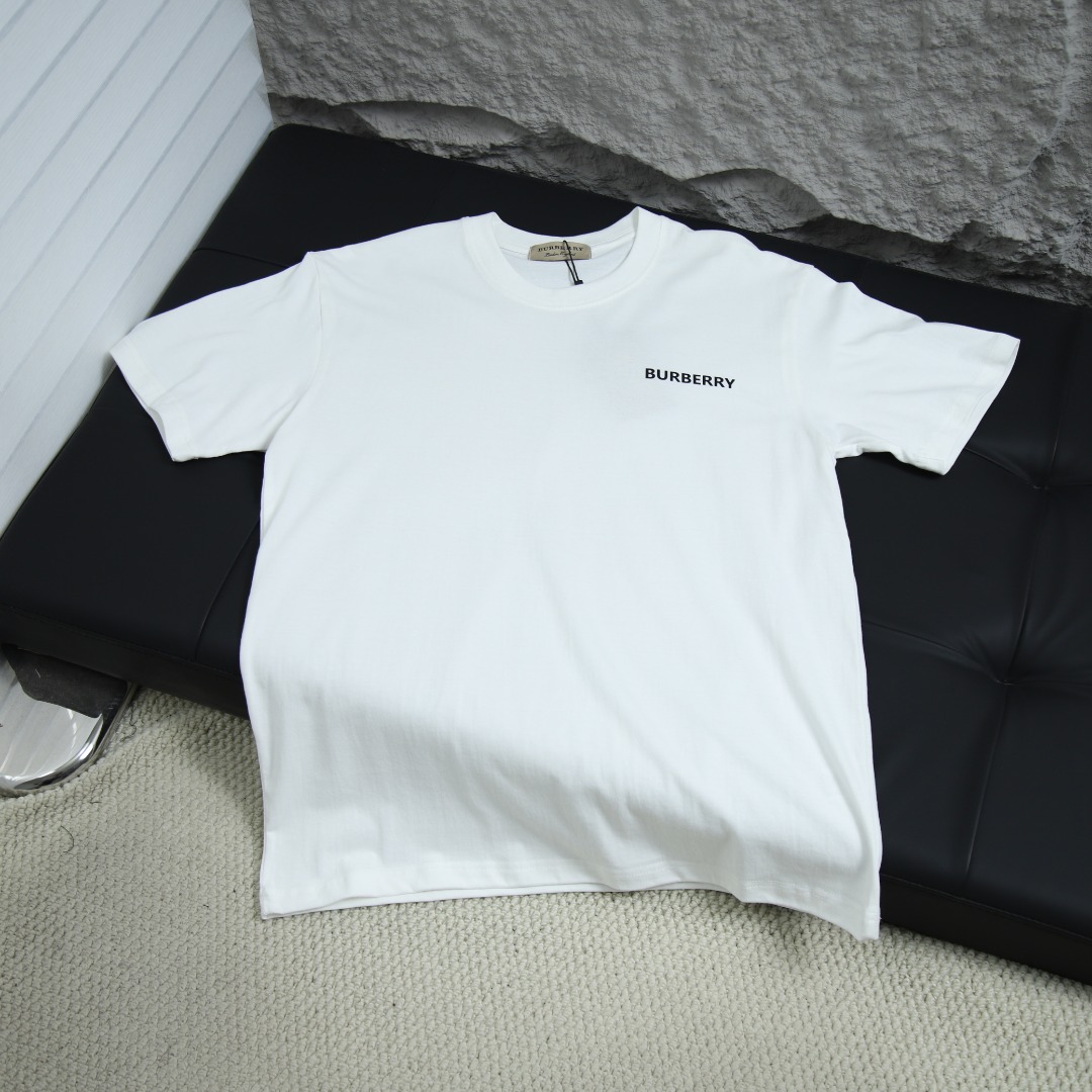2025ss 봄 신상 버버리/버버리 헌드레드 라운드넥 반팔 티셔츠 모델 번호: BU0012