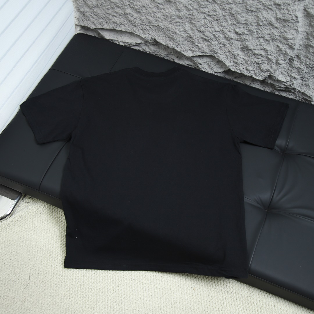 2025SS 봄 신상 LV 라운드넥 반팔 티셔츠 수트케이스 프린트 모델 번호: LV058