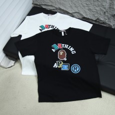 2025 봄 여름 신 AAPE 유인원 원숭이와 군인 패턴 레터 프린트 캐주얼 커플 라운드넥 반팔 티셔츠 모델 번호: APP007