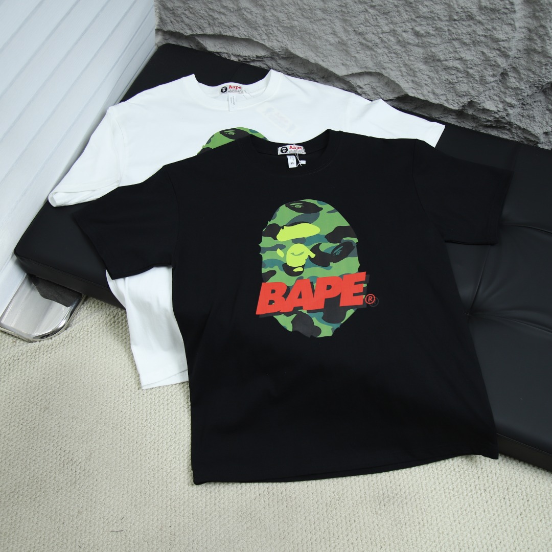 2025 봄 여름 신상품 AAPE 유 웬레 같은 원숭이 병사 패턴 레터 프린트 캐주얼 커플 라운드넥 반팔 티셔츠 모델 번호 : APP006