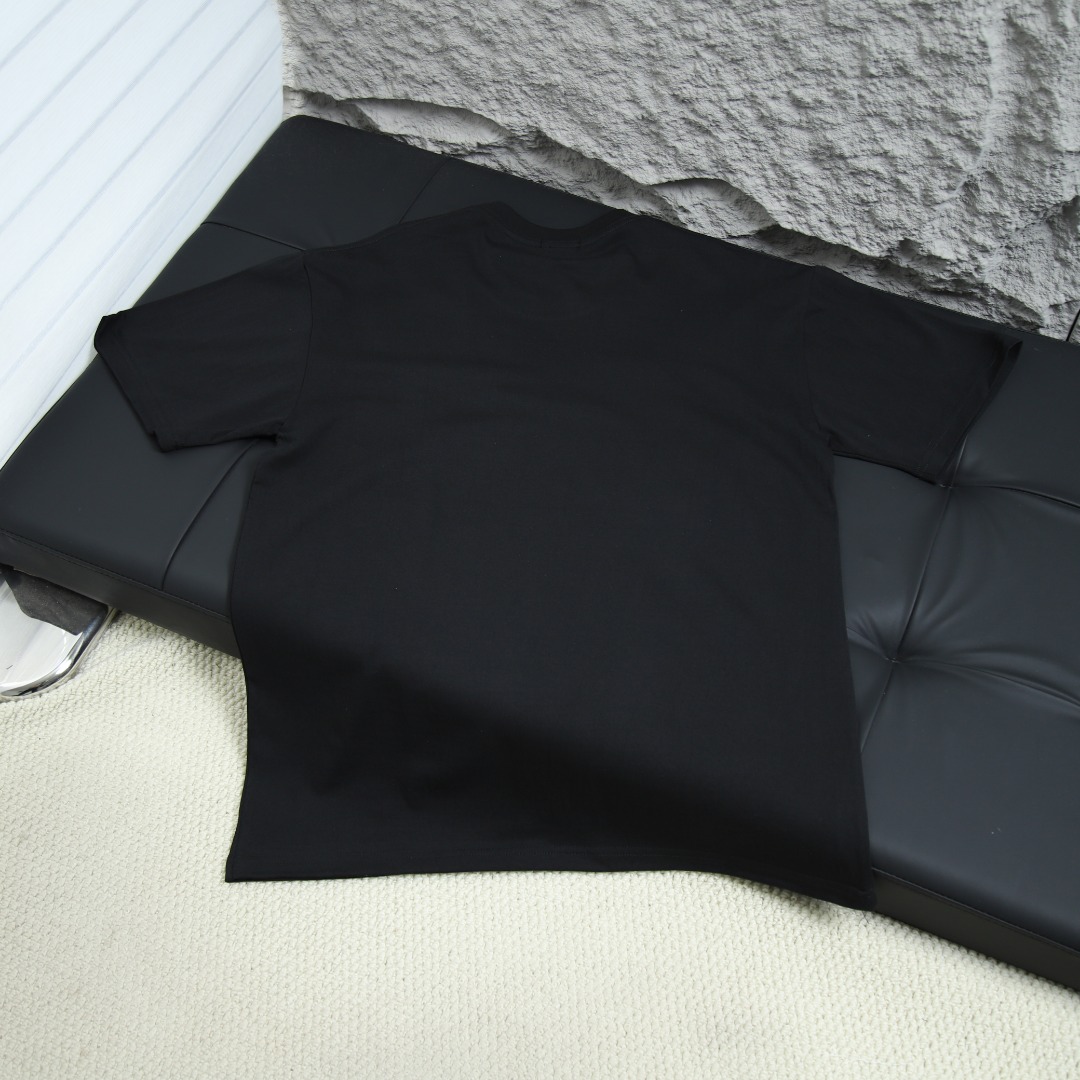 2025ss 봄 신상품 KENZO / 타이거 헤드 라운드넥 반팔 티셔츠 모델 번호: KE003