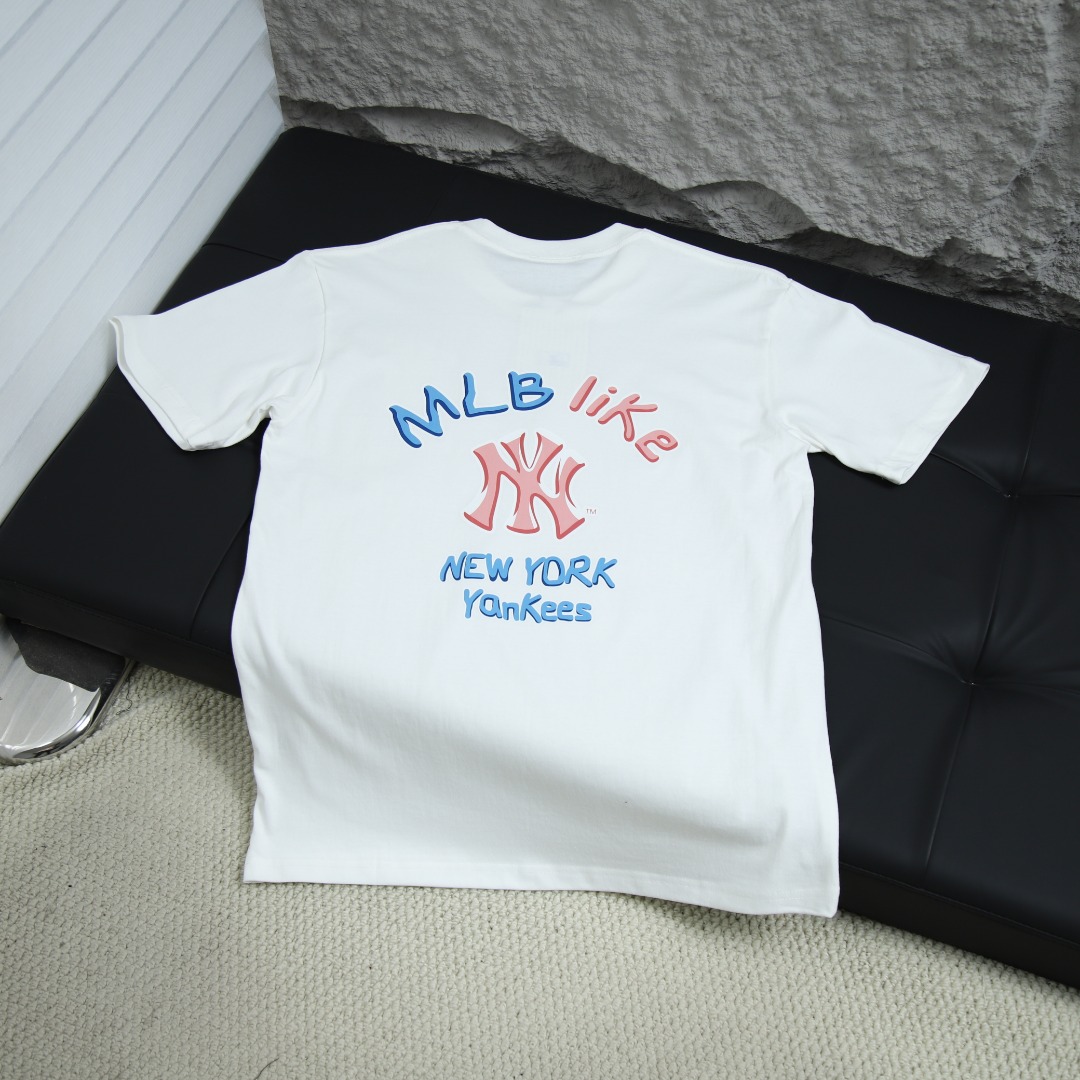 2025SS 봄 신상 MLB 뉴욕 양키스 백스 라운드넥 반팔 티셔츠 모델넘버:MLB004