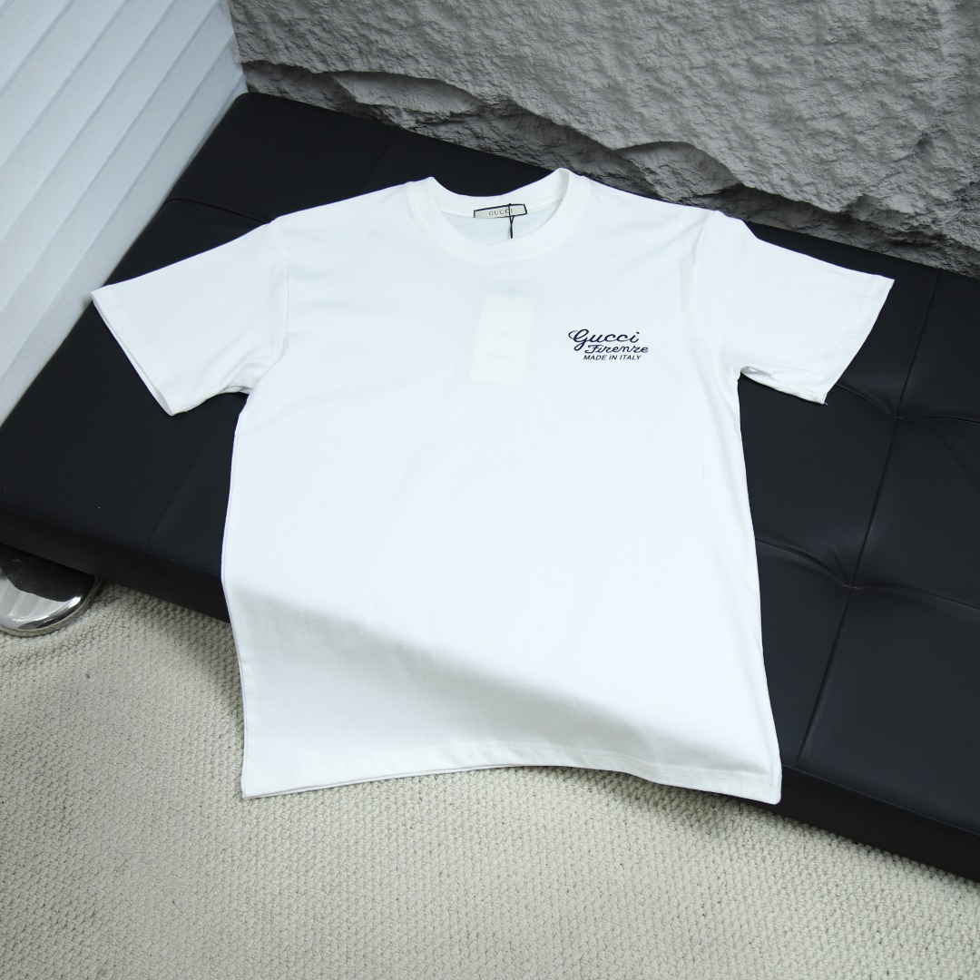 2025ss 봄 신상 GUCCI / 구찌 라운드넥 반팔 티셔츠 상품 번호: GUC012