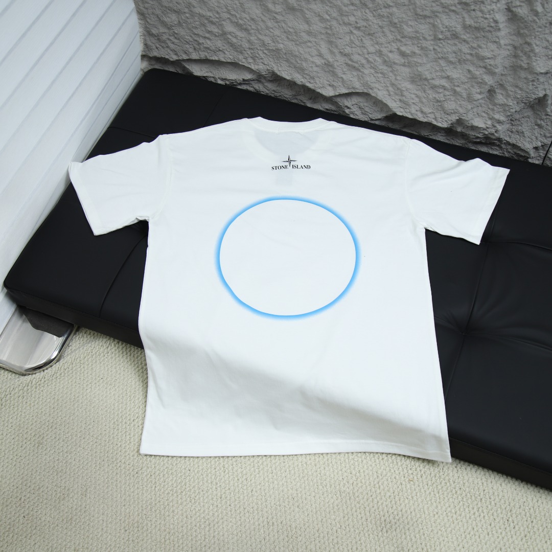 2025SS 봄 신상 스톤아일랜드 스톤아일랜드 백 라운드넥 반팔 티셔츠 모델 번호: ST0002