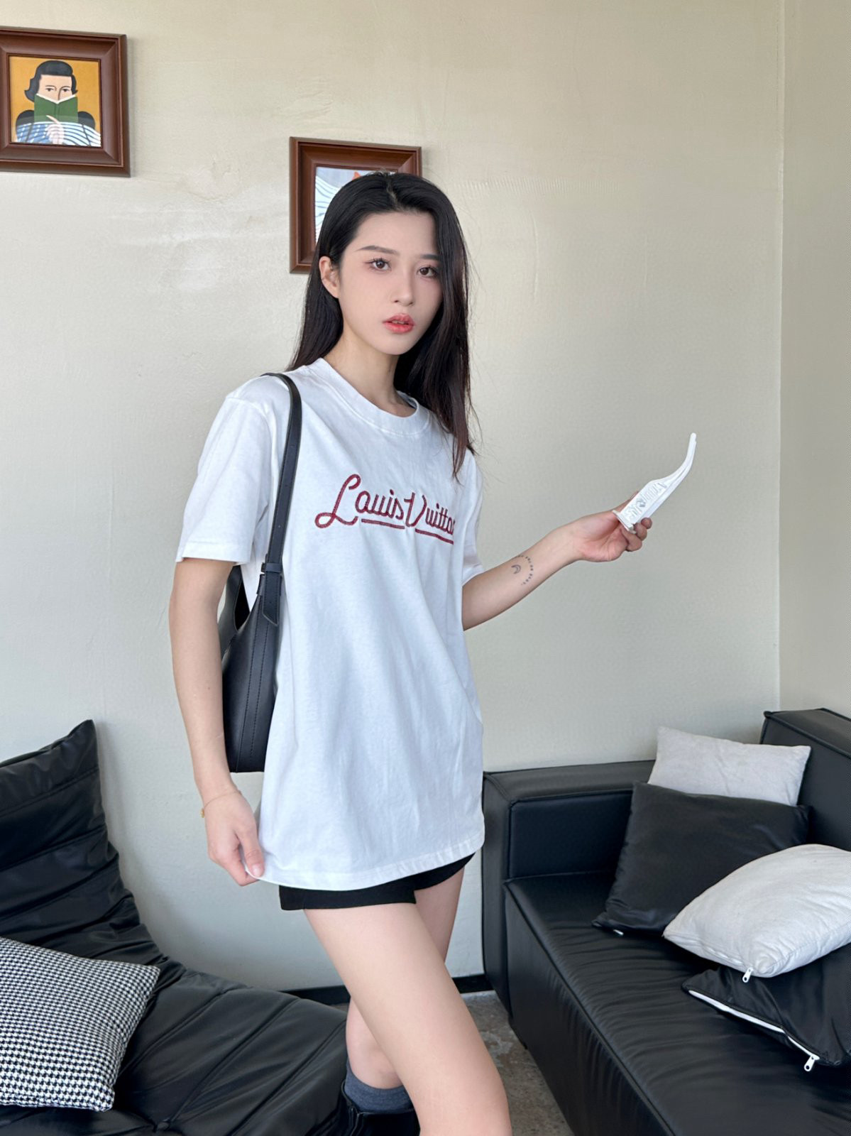 루이 비통/루이 비통 25SS 자수 필기체 레터링 쇼트 슬리브