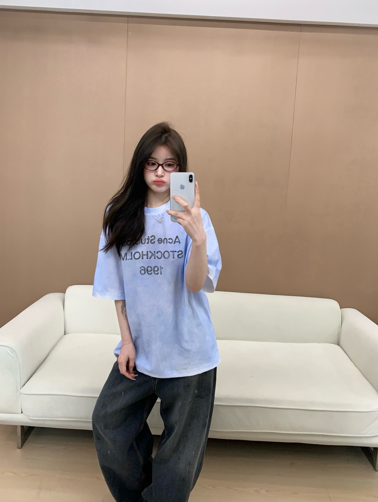 아세튜디오스 24SS 그라데이션 모티드 1996 레터 프린트 쇼트 슬리브 셔츠