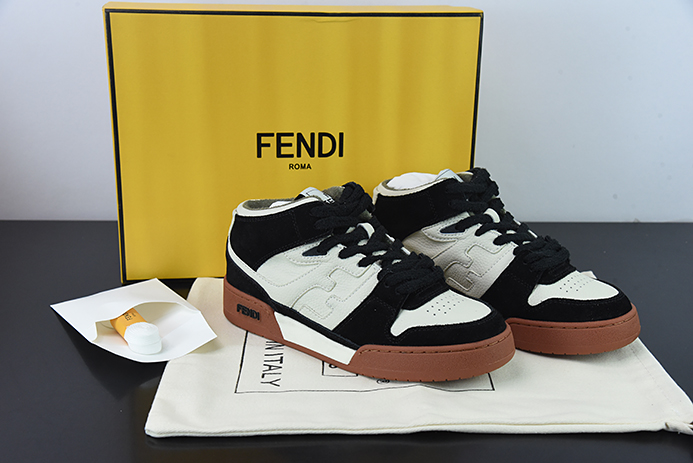 FENDI 매치 스니커즈 펜디 하이탑