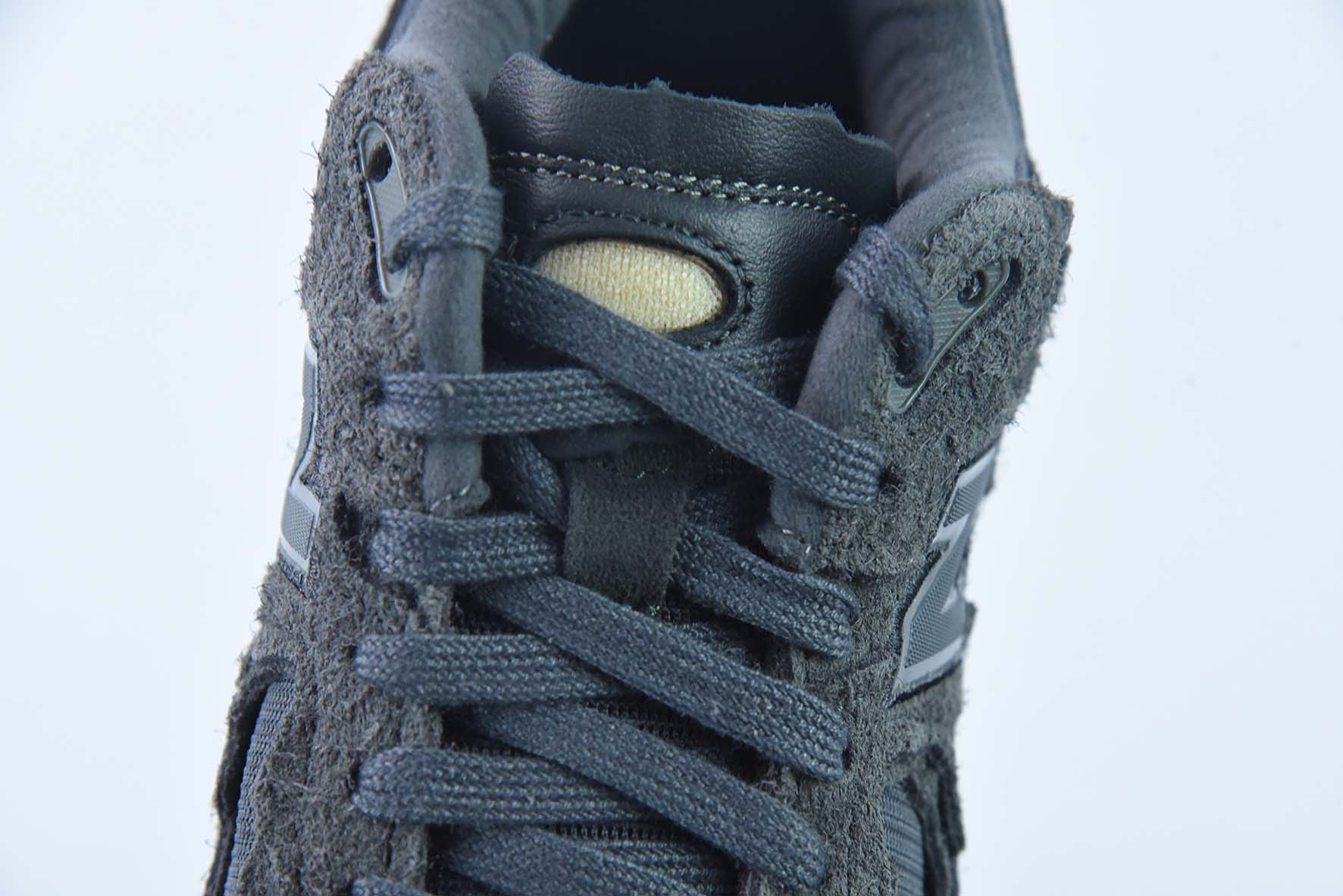 뉴발란스 뉴발란스 ML2002 시리즈 레트로 아빠 스타일 아이템 번호: ML2002RDB 사이즈: 36-46.5