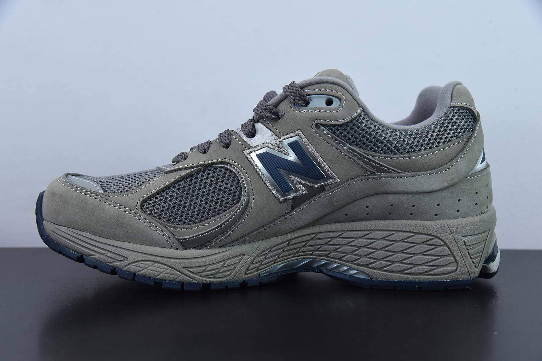 NB 뉴발란스 ML2002 시리즈 레트로 아빠 스타일 아이템 번호: ML2002RA 사이즈 36-46.5