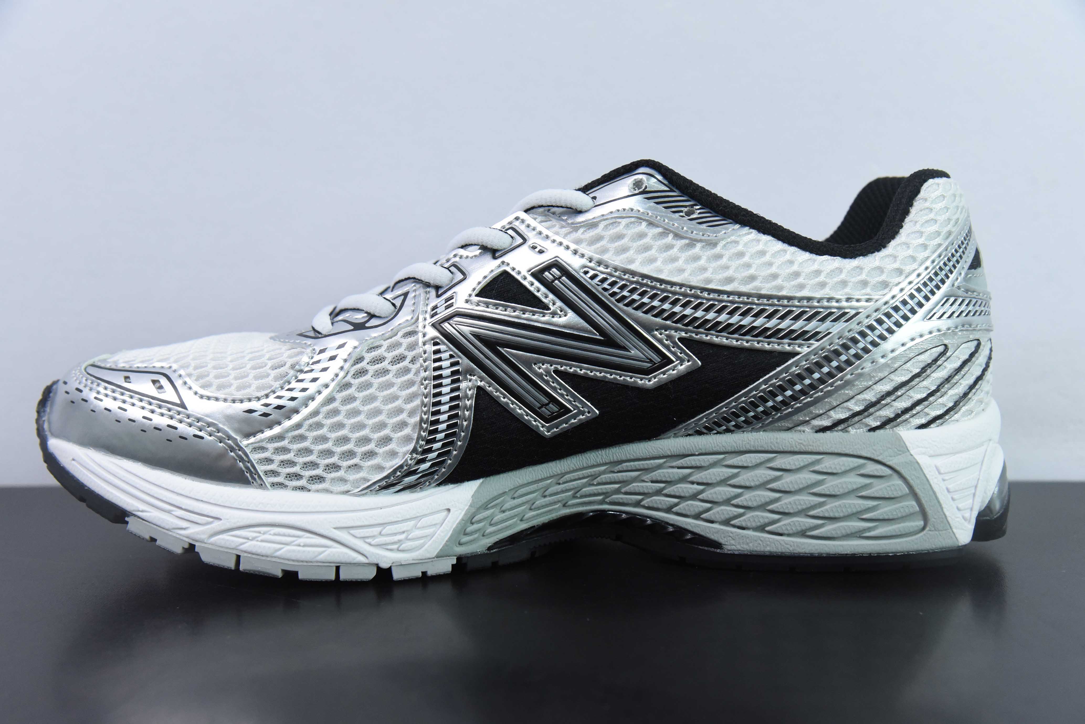 NB 뉴발란스 뉴발란스 ML860 시리즈 레트로 아빠 스타일 캐주얼 스포츠 조깅화 아이템: ML860XD 사이즈: 36-45