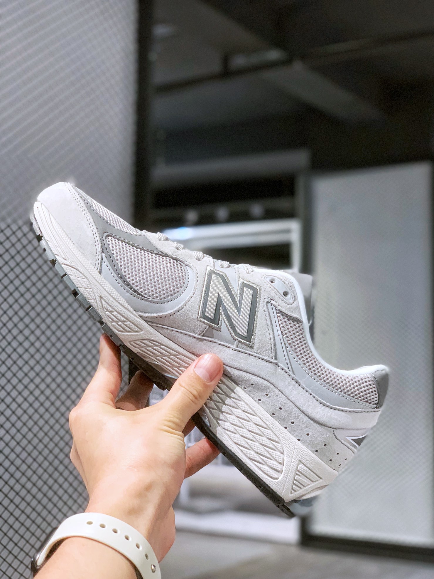 뉴발란스 뉴발란스 2002 시리즈 ML2002R 아이템: ML2002RA 사이즈: 36-44 하프 사이즈