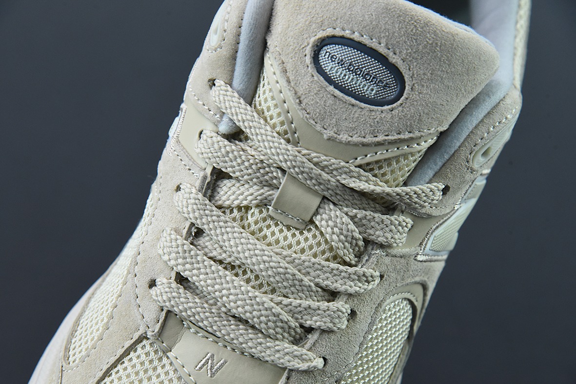 뉴발란스 ML2002 시리즈 레트로 팝 스타일 남녀 캐주얼 신발 커플 조깅화 스포츠 남성용 및 여성용 신발 아이템 : ML2002RE 사이즈 : 36-45 하프 사이즈