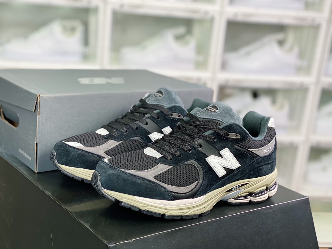 NBML2002 시리즈 레트로 아빠 스타일 캐주얼 스포츠 조깅화 “자석 블랙 그레이 올드 M2002RXA 바코드 : tf1542