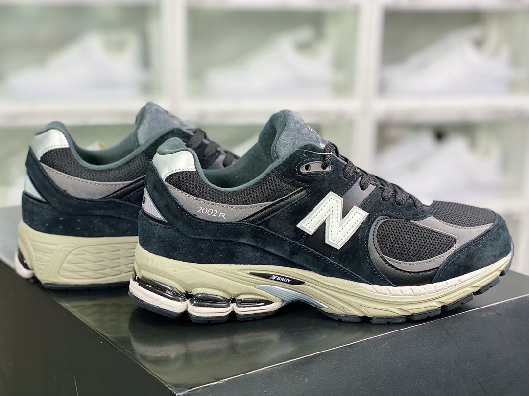 NBML2002 시리즈 레트로 아빠 스타일 캐주얼 스포츠 조깅화 “자석 블랙 그레이 올드 M2002RXA 바코드 : tf1542