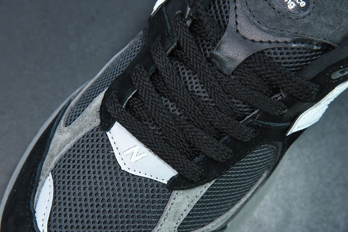 뉴발란스 WL2002 레트로 캐주얼 러닝화 M2002RR1 사이즈: 36-45