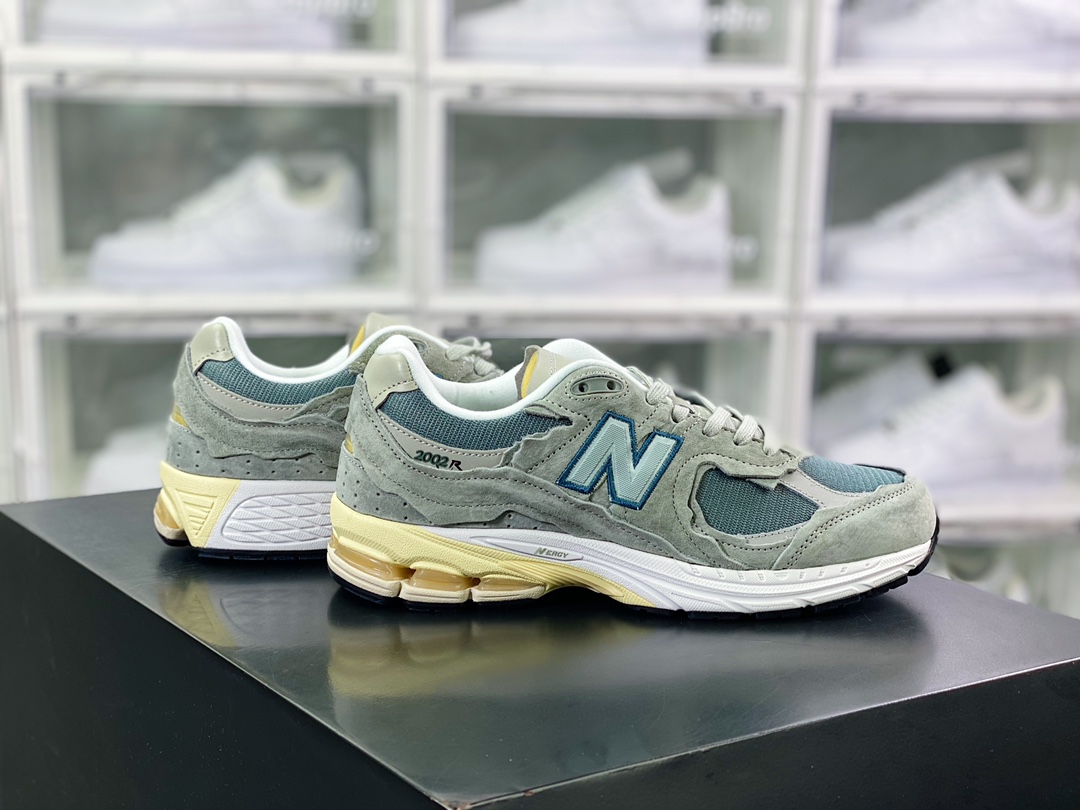 NB 뉴 발란스 2002R보호 팩 시리즈 복고풍 아빠 스타일 캐주얼 스포츠 조깅화 “밝은 회색 녹색 신발 킹 래그는 오래된 M2002RDD를합니다. 