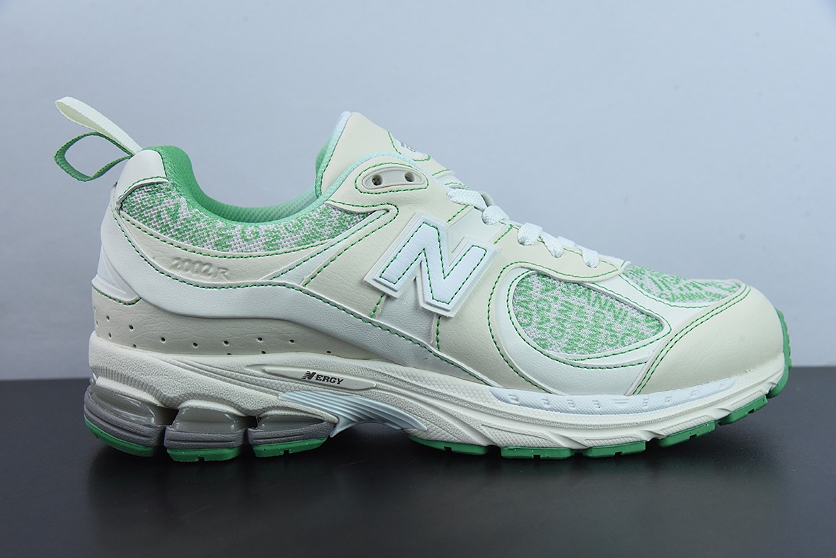 뉴발란스 ML2002 시리즈 레트로 팝 스타일 남녀 캐주얼 신발 커플 매치 조깅화 스포츠 남성화 여성화 아이템 번호: M2002RGC 사이즈: 36-45 하프 사이즈