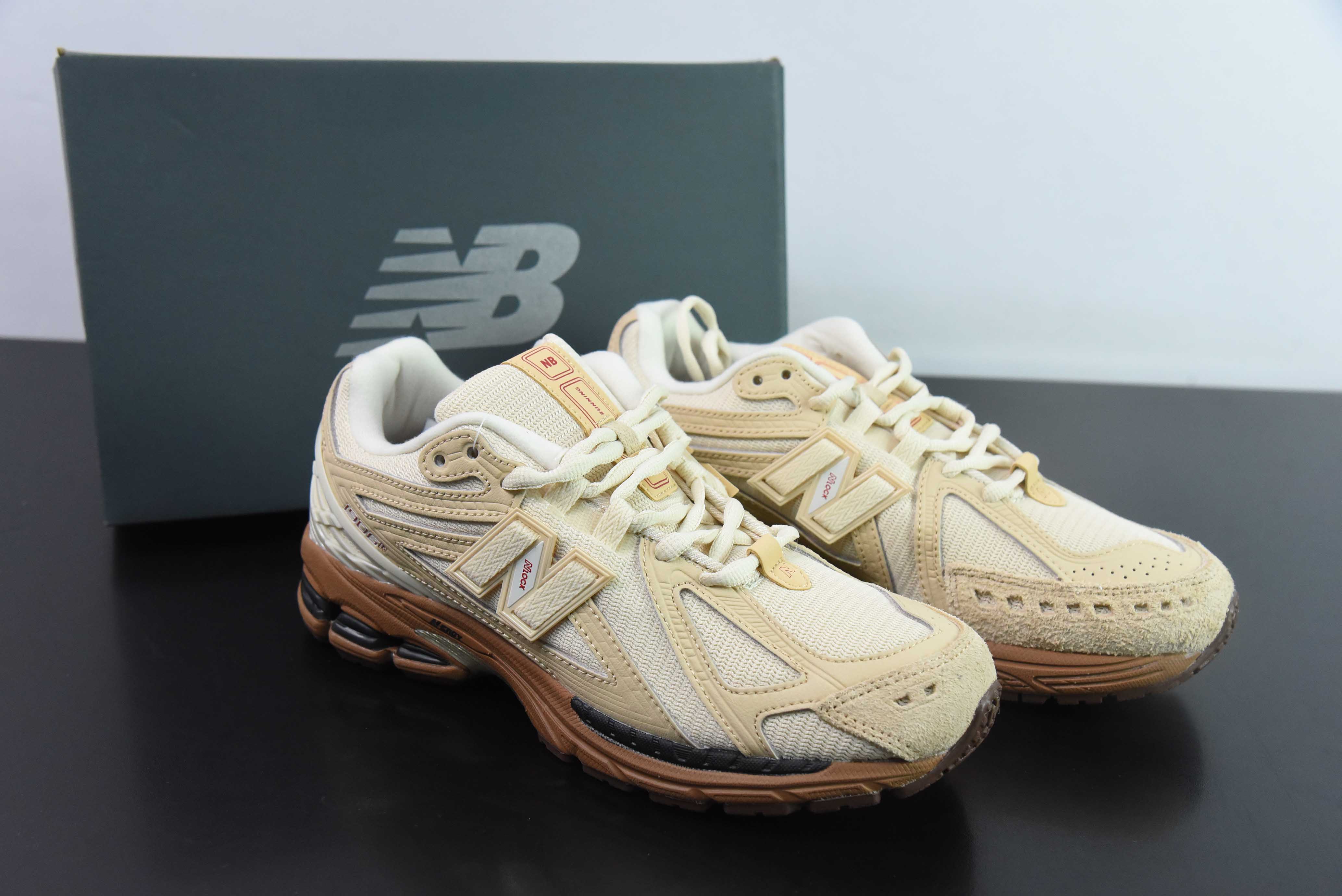 뉴발란스 NB 1906R 드래곤 뉴 레트로 메쉬 충격 흡수 로우탑 캐주얼 러닝화 남녀 동일 모델 베이지 상품 번호 M1906RRE 사이즈 : 36-45