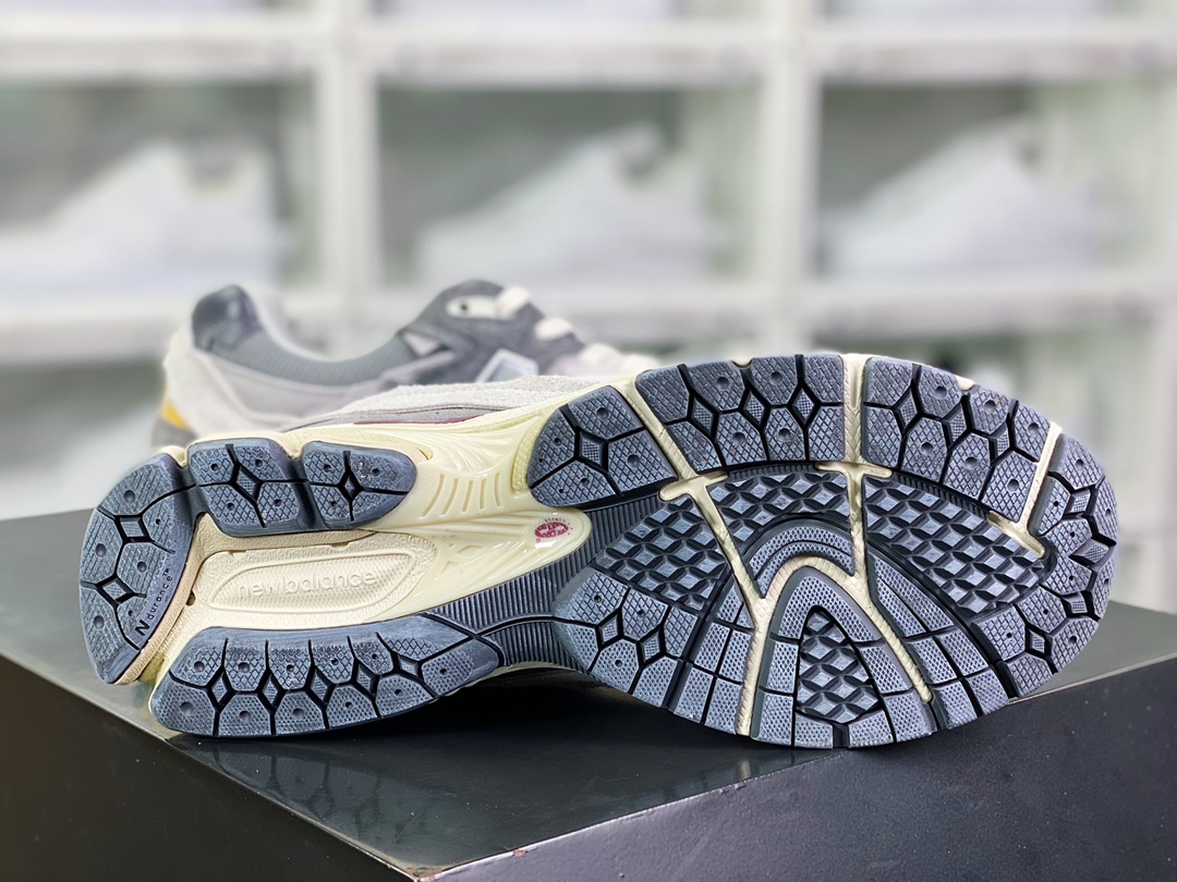 NB 뉴발란스 ML2002 시리즈 레트로 아빠 스타일 캐주얼 스포츠 조깅화 “구름과 비 회색 깨진 단계 M2002RDA