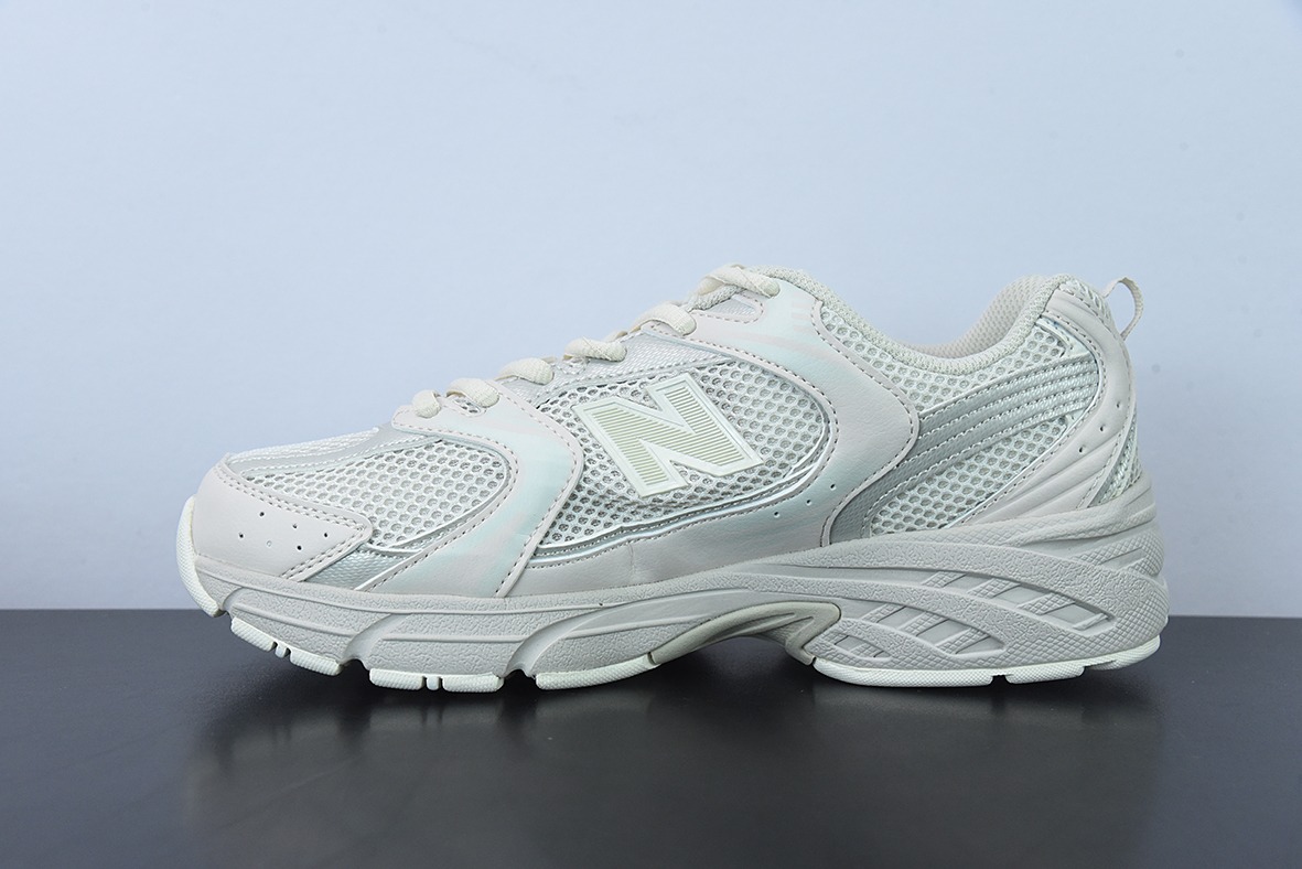뉴발란스 MR530AA1 NB530 레트로 캐주얼 조거 사이즈: 36-44