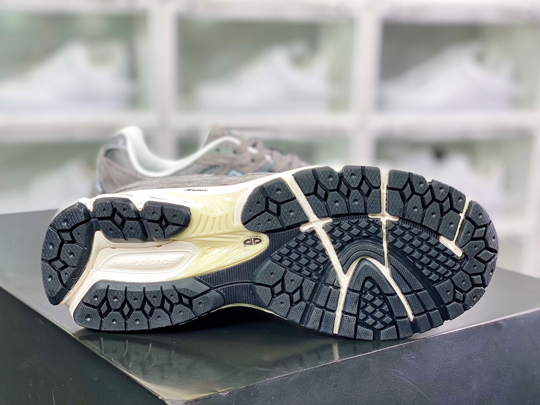 NB ML2002 시리즈 레트로 대디 스타일 캐주얼 스포츠 조깅화 스웨이드 화이트 그레이 M2002RHO 