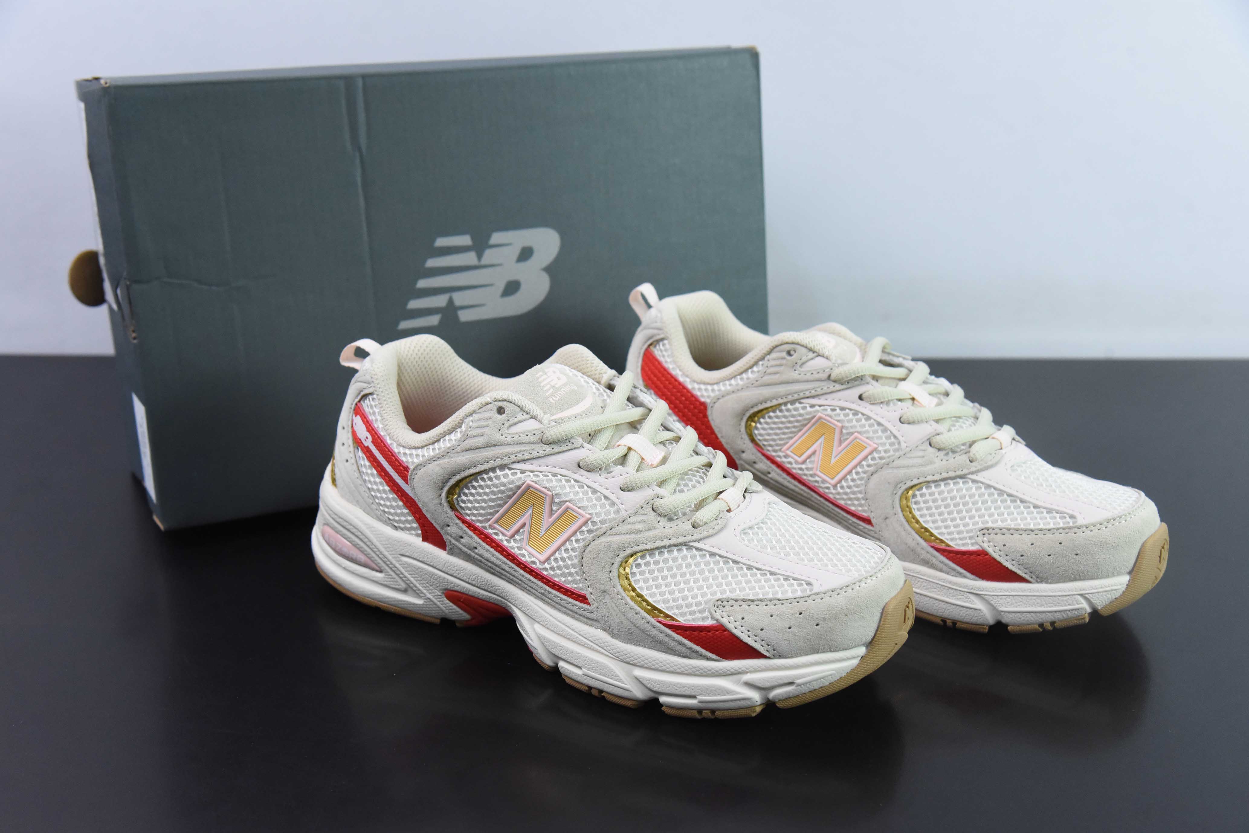 뉴발란스 뉴발란스 NB530 시리즈 레트로 캐주얼 조깅화 아이템: MR530JF 사이즈: 36-45