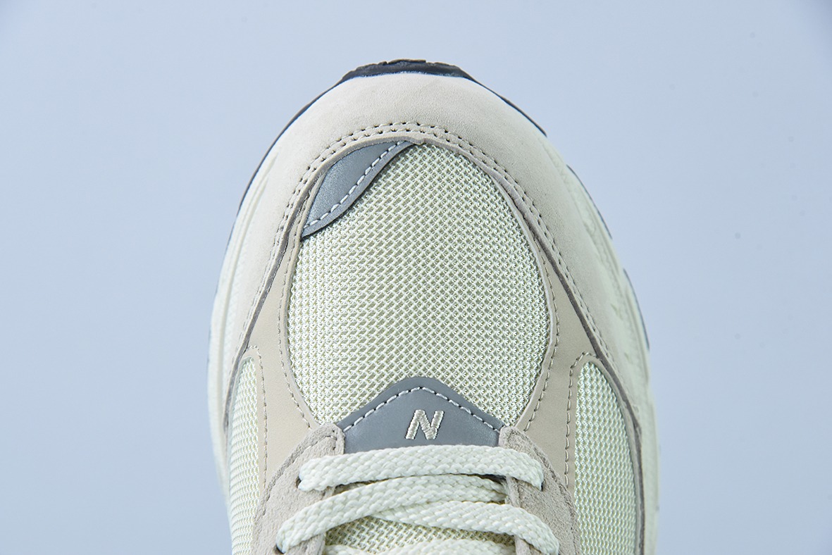 뉴발란스 리파인드 퓨처 베이지 그레이 2002 시리즈 레트로 캐주얼 러닝화 버전: M2002RCC 사이즈: 36-46.5