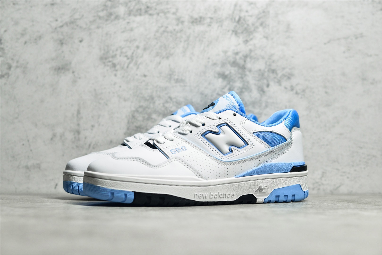 NB550 블루 & 화이트 사이즈: 36 37 37.5 38 38.5 39 40 40.5 41.5 42 42.5 43 44 44.5 45