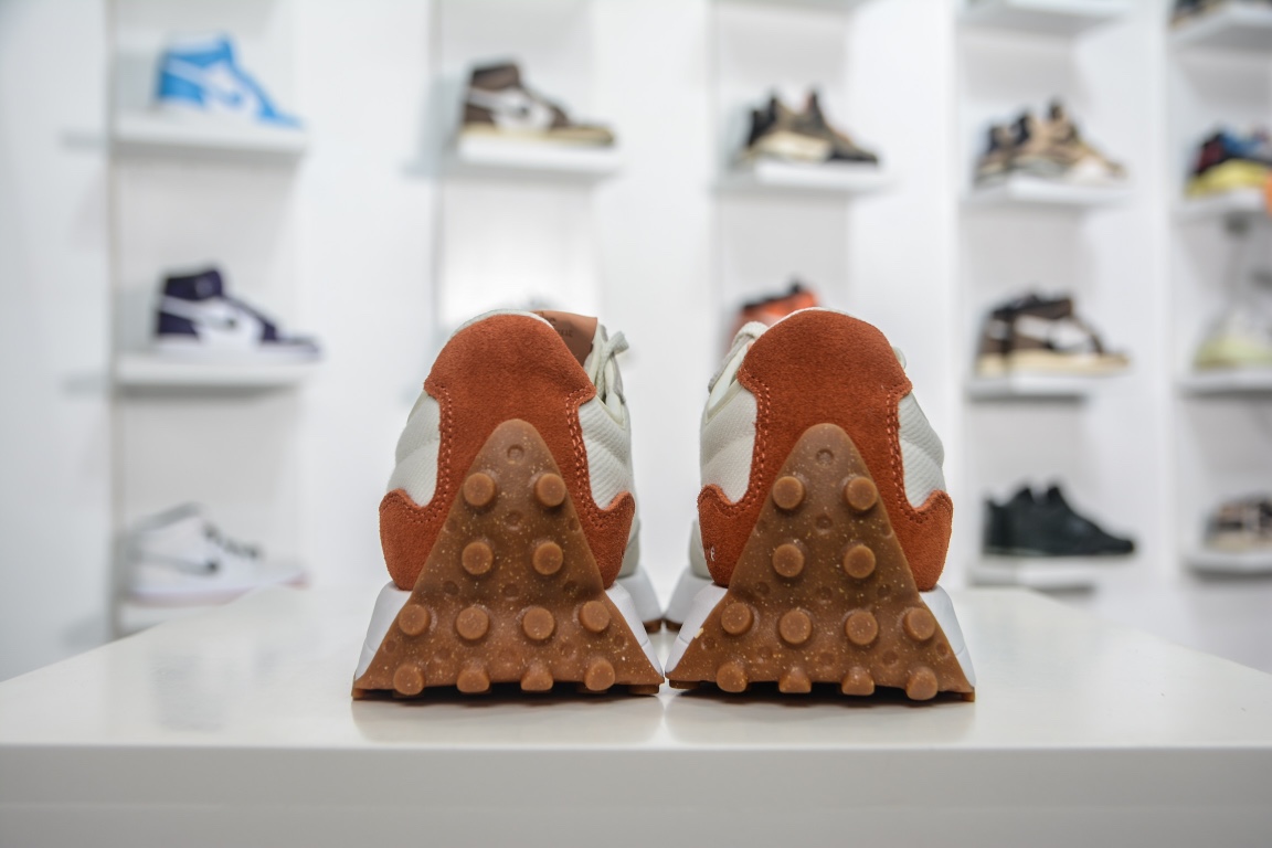 노리타케 x NB 327 그레이 앤 화이트 클래식 컬러 코드:36-46.5