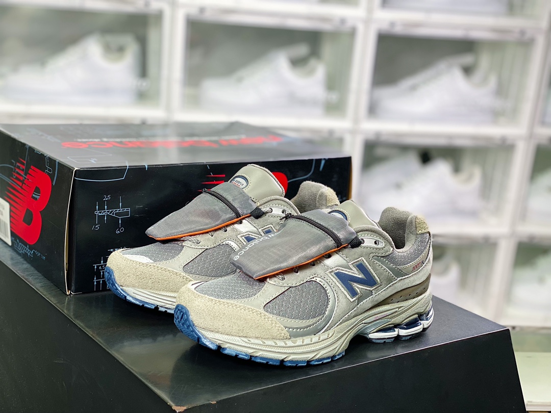 NB 뉴발란스 2002R 그레이 시리즈 레트로 팝 스타일 캐주얼 스포츠 조거 “캐슬 그레이 다크 블루 스몰 포켓 M2002RVA 
