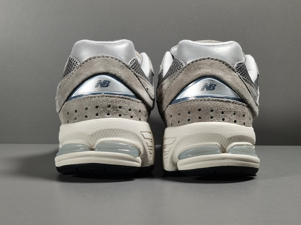 【순수 오리지널】 그레이 뉴발란스 2002R 아이템: ML2002RC 사이즈: 36-47