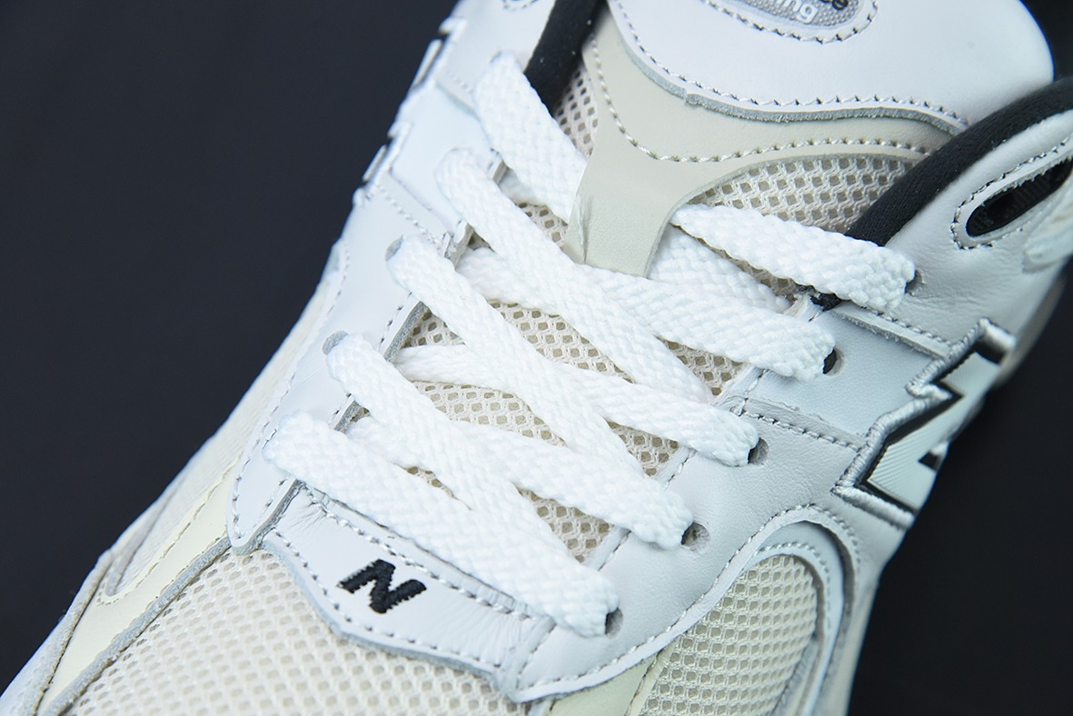 뉴발란스 ML2002 시리즈 레트로 아빠 스타일 캐주얼 스포츠 조거 “가죽 화이트 밀크 화이트 블랙 ML2002RQ 사이즈: 36-45 