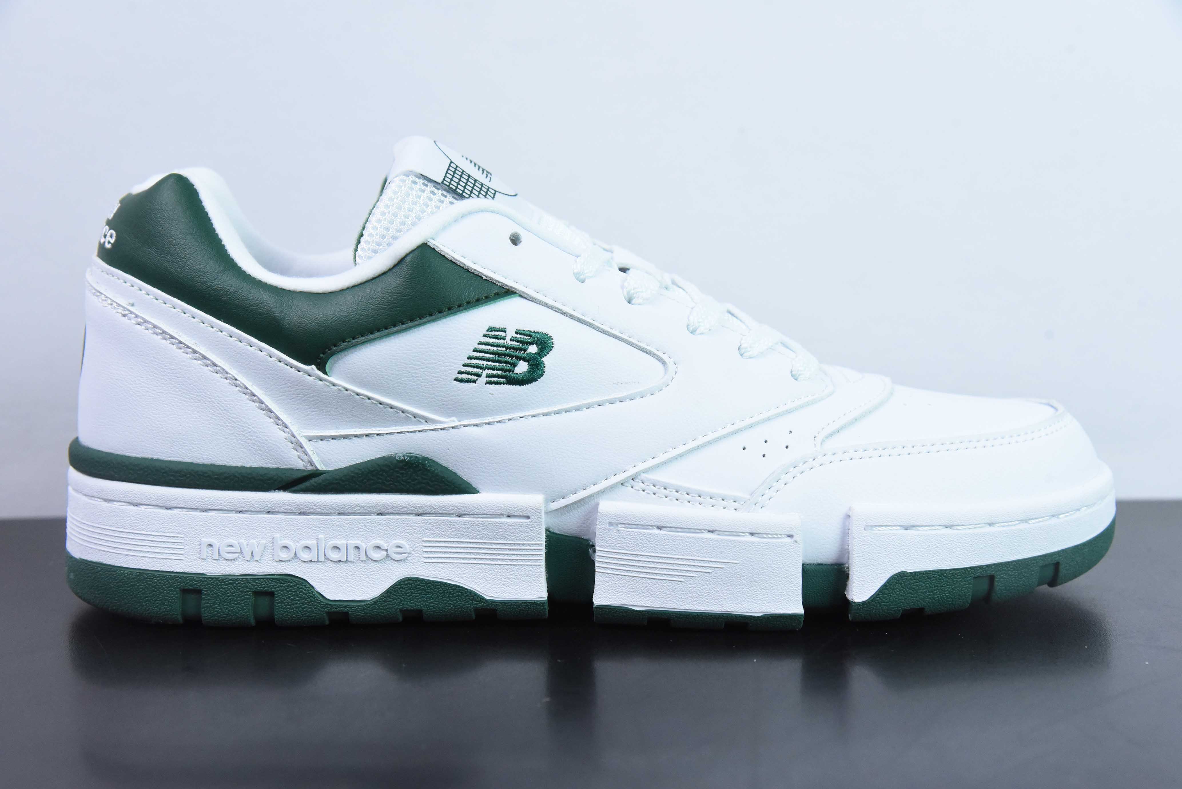 NB 뉴발란스 NB550 V2 시리즈 클래식 레트로 로우탑 캐주얼 스포츠 농구 보드숏 아이템: CTJSA1 사이즈: 36-45