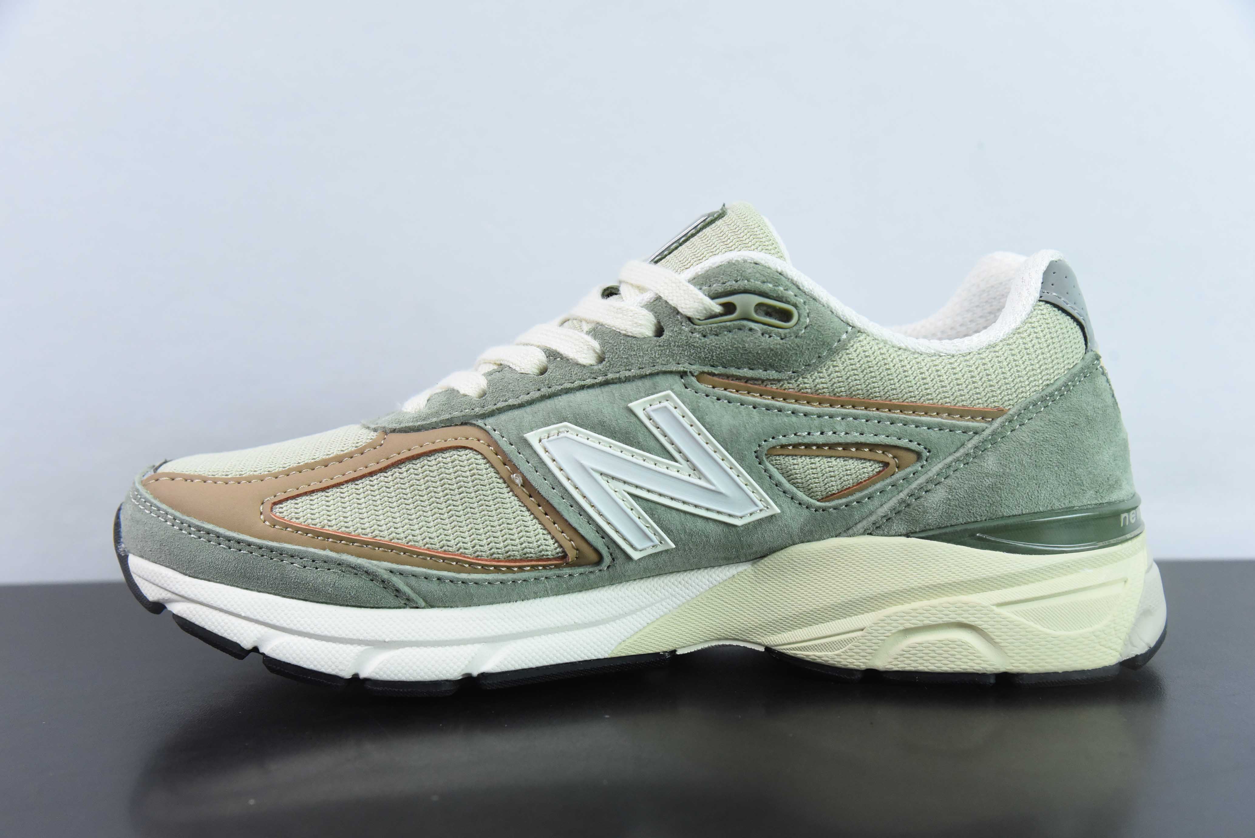 뉴발란스 NB990 시리즈 클래식 레트로 캐주얼 러닝화공식 상품: M990GT4DX 사이즈: 36-45 