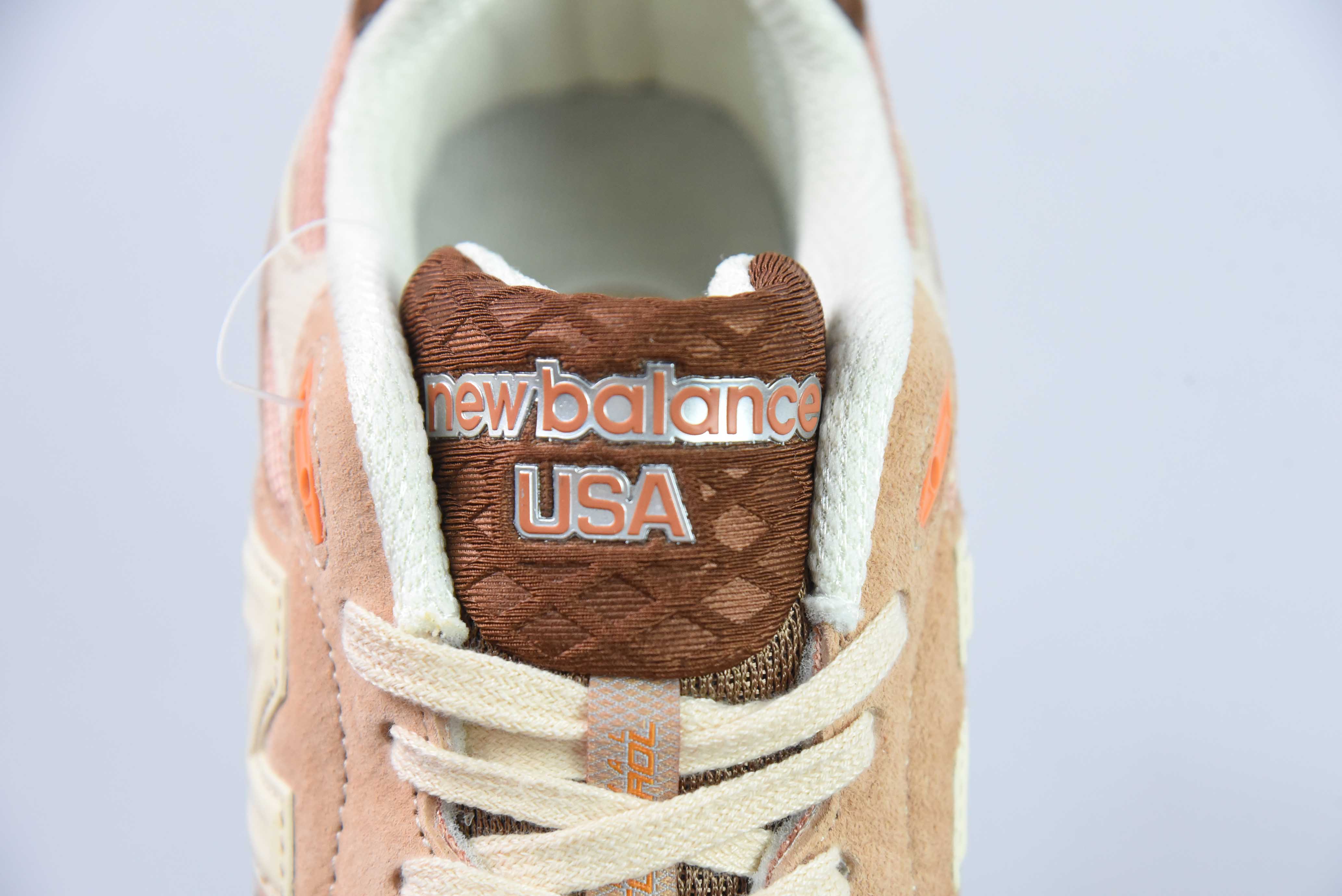 뉴발란스 990V3 논슬립 충격 흡수 로우탑 라이프스타일 캐주얼 슈즈 베이지 브라운 M990SZ3 남성용 및 여성용 사이즈: 36-45