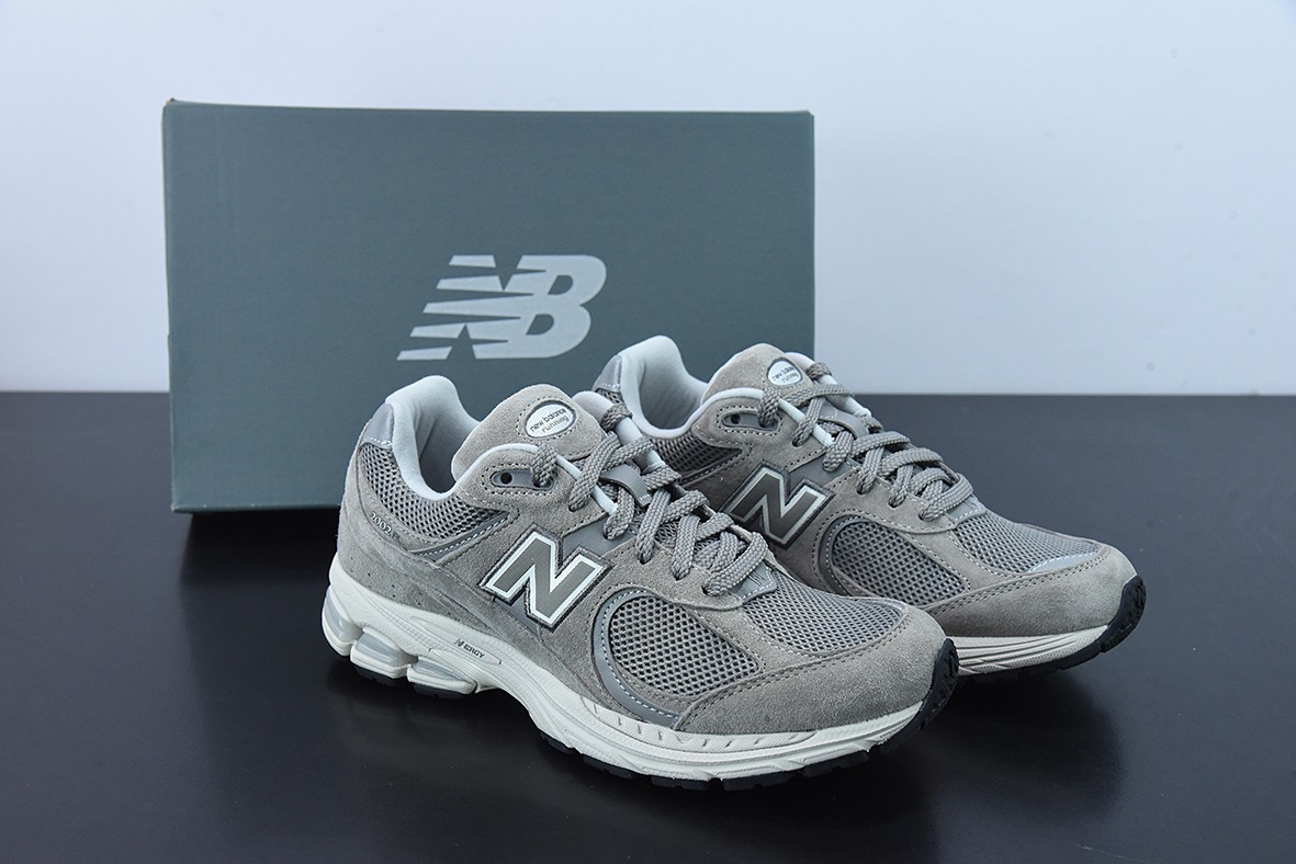 NB 뉴발란스 뉴발란스 ML2002 시리즈 레트로 아빠 스타일 캐주얼 스포츠 조깅화 “스웨이드 위안즈 그레이 실버 화이트 ML2002RC 사이즈 : 36-46.5