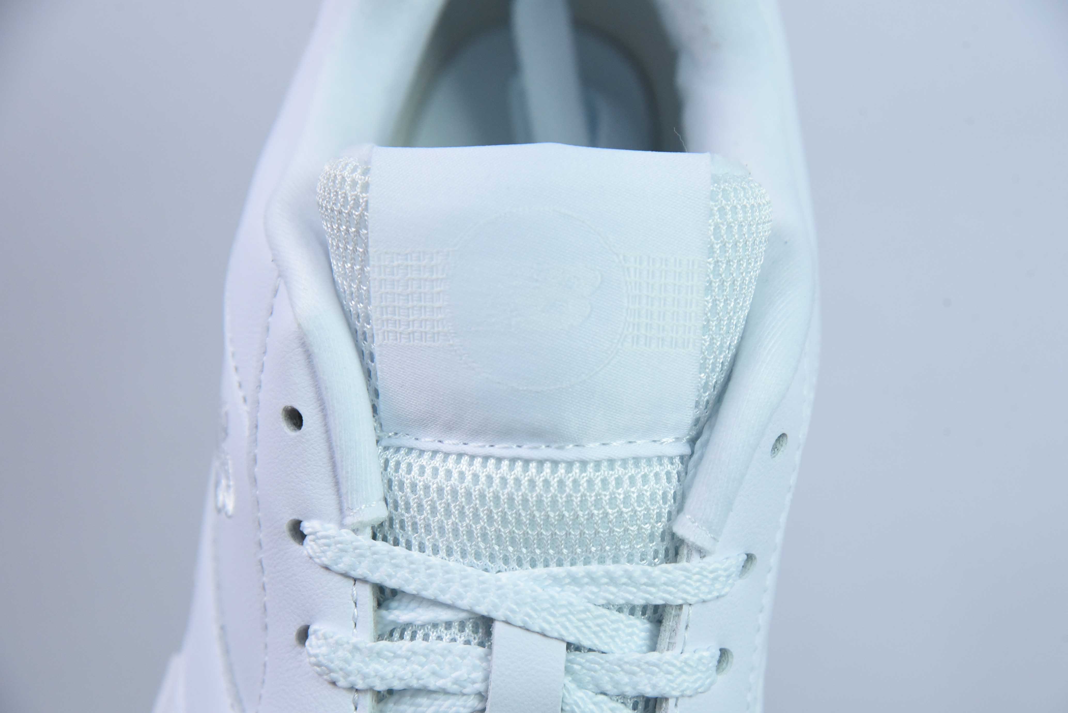 NB 뉴발란스 NB550 V2 시리즈 클래식 레트로 로우탑 캐주얼 스포츠 농구화 시리즈 아이템 번호 : CTJSC1 사이즈 : 36-45